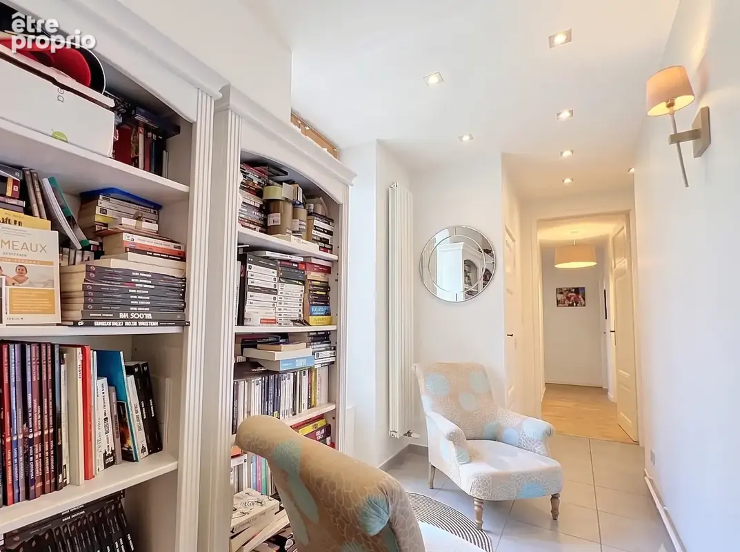 Bel appartement T4 - 115.91 m2 - Hyper Centre VILLEFRANCHE SUR SAONE (calme et sans aucun vis à vis) - photo 8