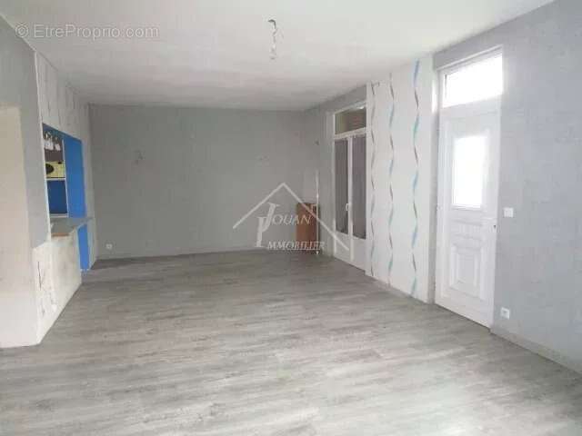 Maison à SAINT-POURCAIN-SUR-SIOULE