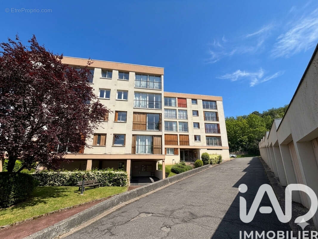 Photo 8 - Appartement à VILLEBON-SUR-YVETTE