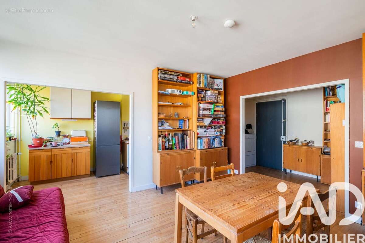 Photo 3 - Appartement à MONTROUGE