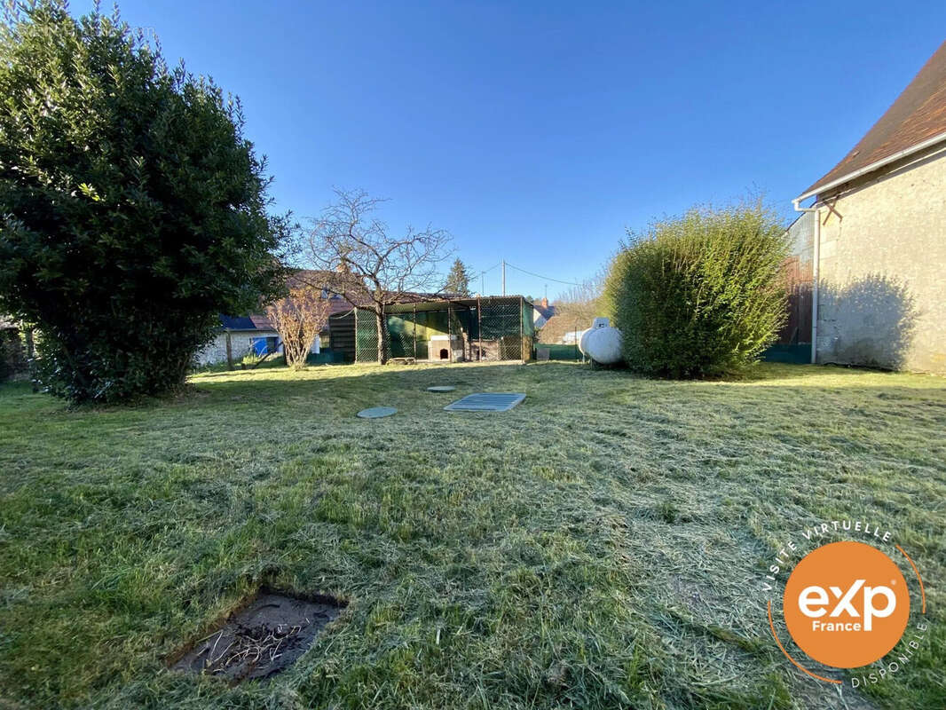 Maison 75 m² à Saint-Flovier  - photo 9