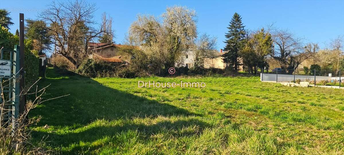 Terrain 959 m² à Saint-Bernard  - photo 11