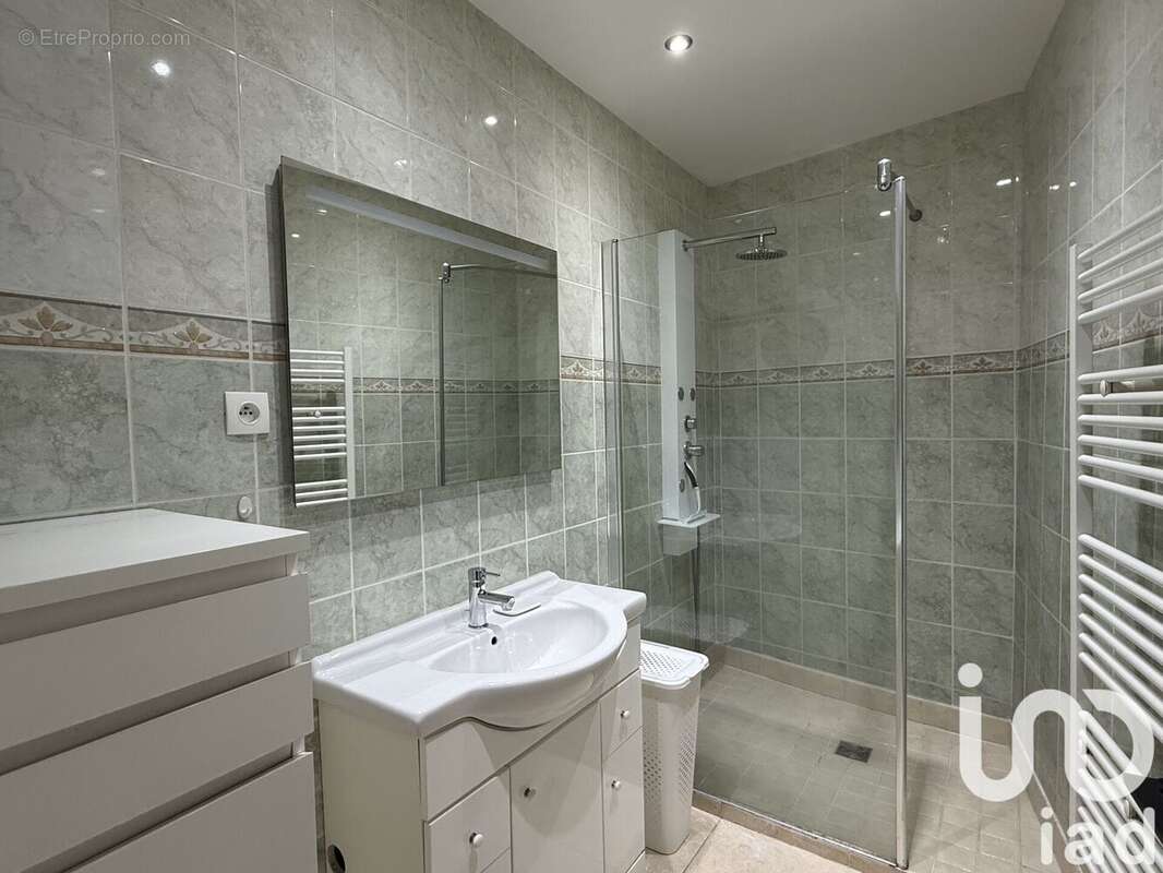 Photo 4 - Appartement à LE PERRAY-EN-YVELINES