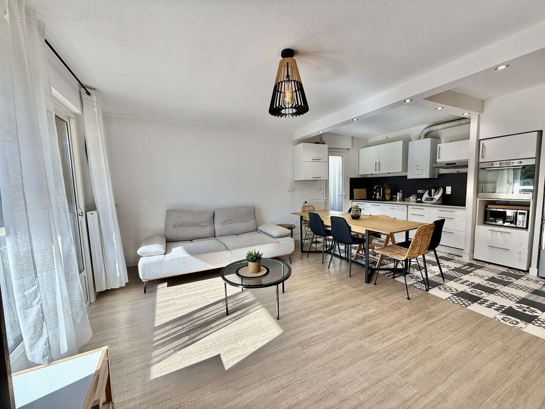 Appartement à MARSEILLE-12E