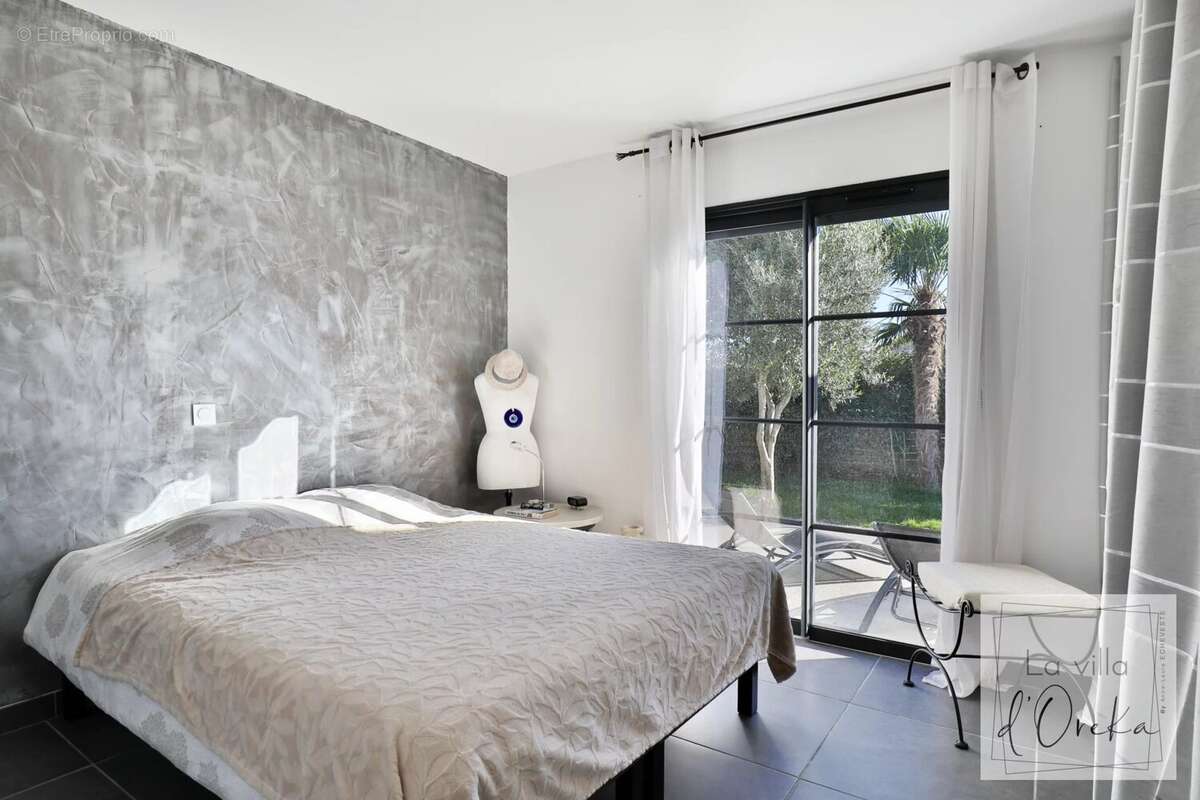 Maison à PARENTIS-EN-BORN