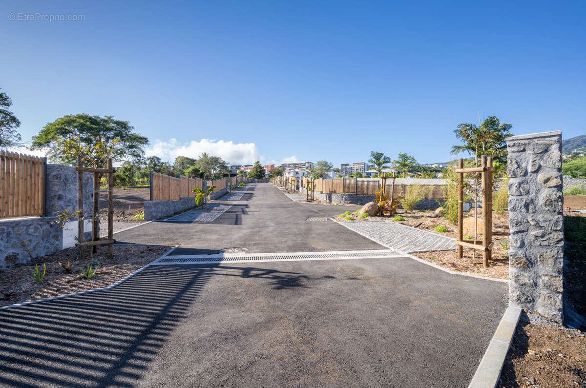 Terrain à SAINTE-MARIE