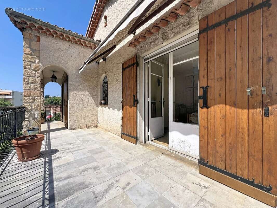 Maison à ANTIBES