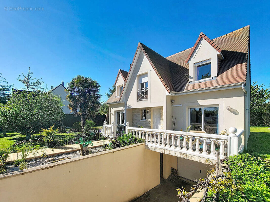Maison à BENOUVILLE