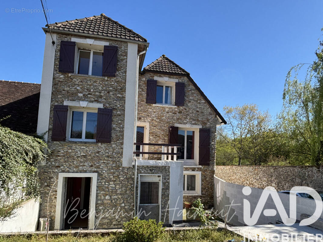 Photo 1 - Maison à COULOMMIERS