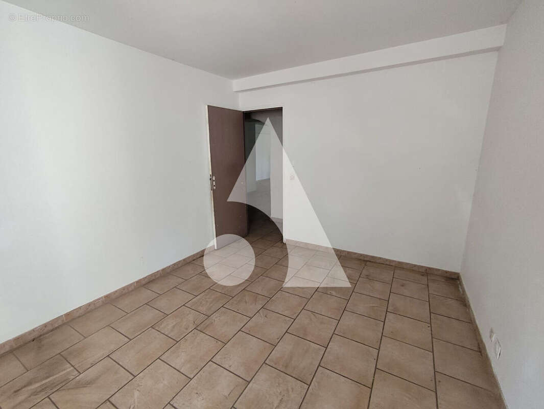 Appartement à PERTUIS