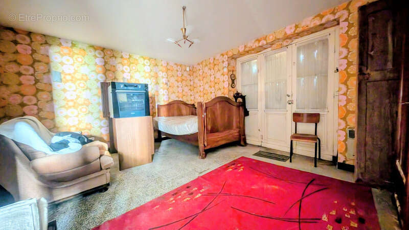 Maison à SALLES-D'ANGLES