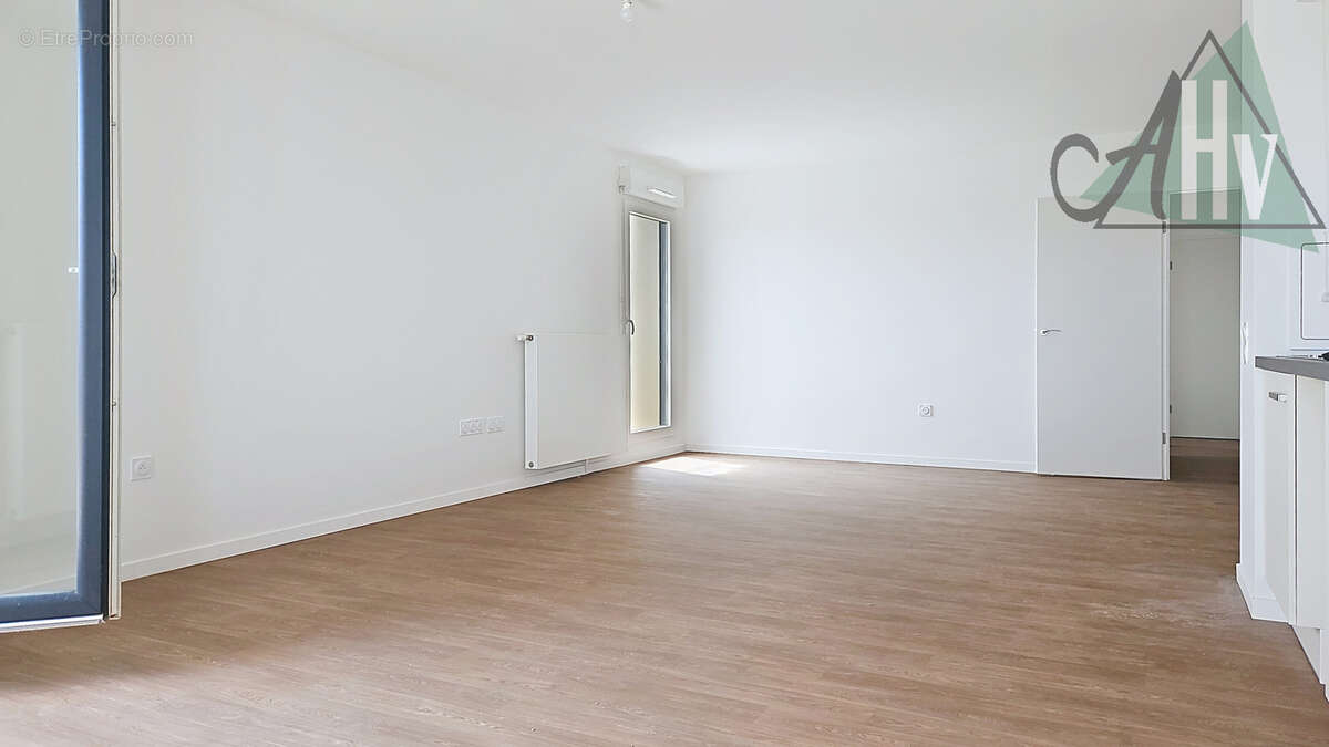 Appartement à MOISSY-CRAMAYEL