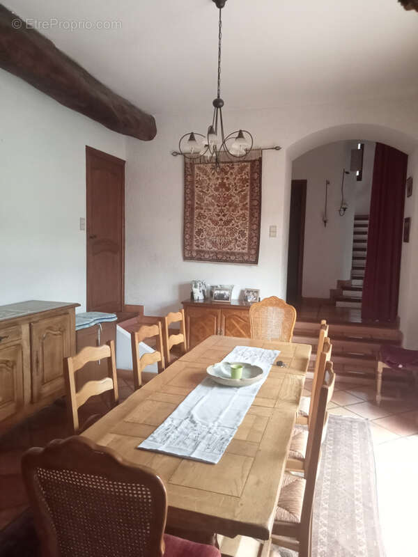 Maison à SAINT-LAURENT-DE-CERDANS