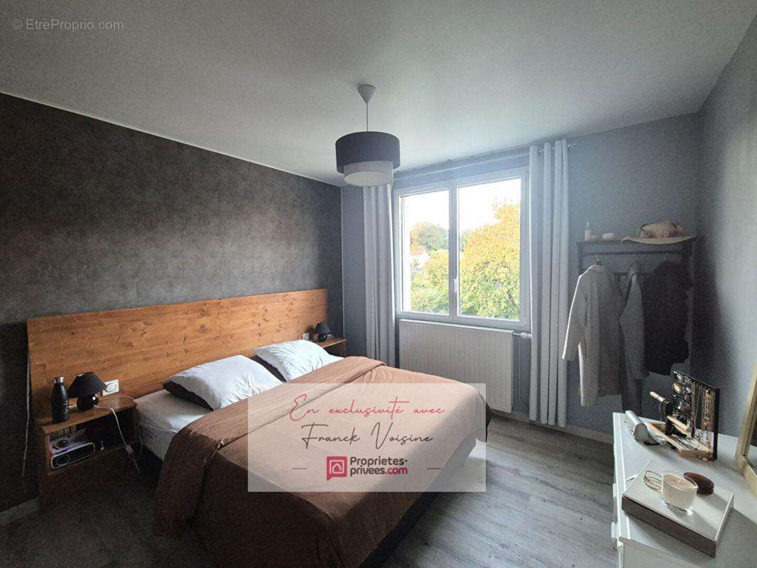 Maison à LES HERBIERS