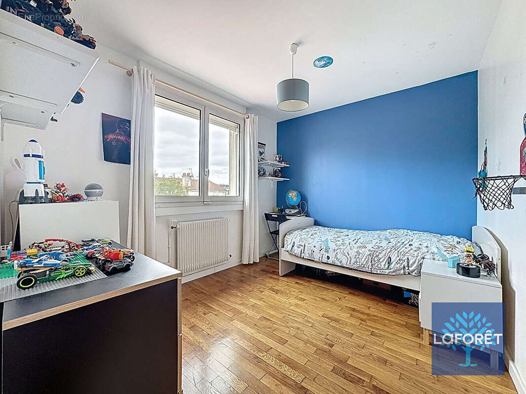 Maison à CHILLY-MAZARIN