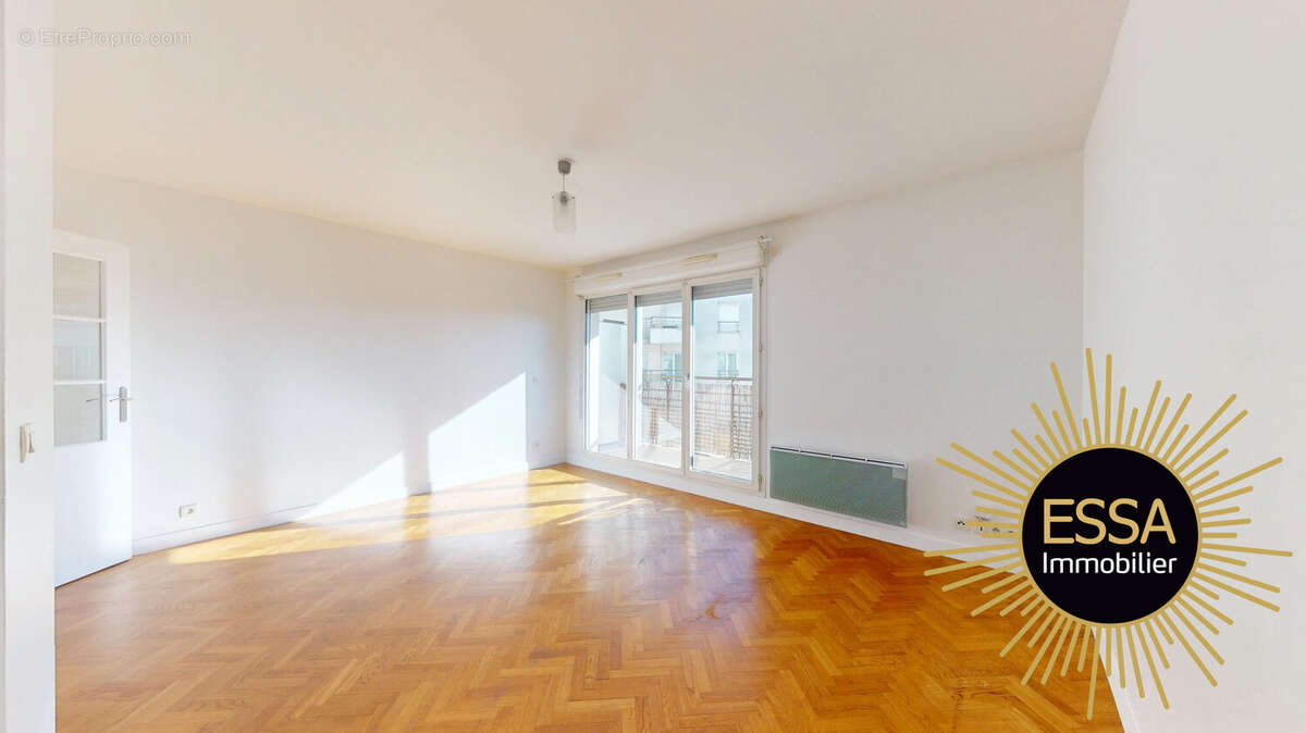 Appartement à LE PLESSIS-ROBINSON