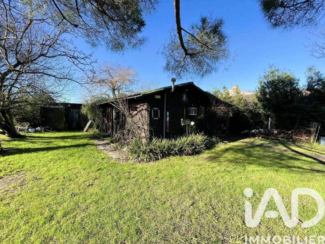 Maison 147 m² à Jau-Dignac-Et-Loirac  - photo 8