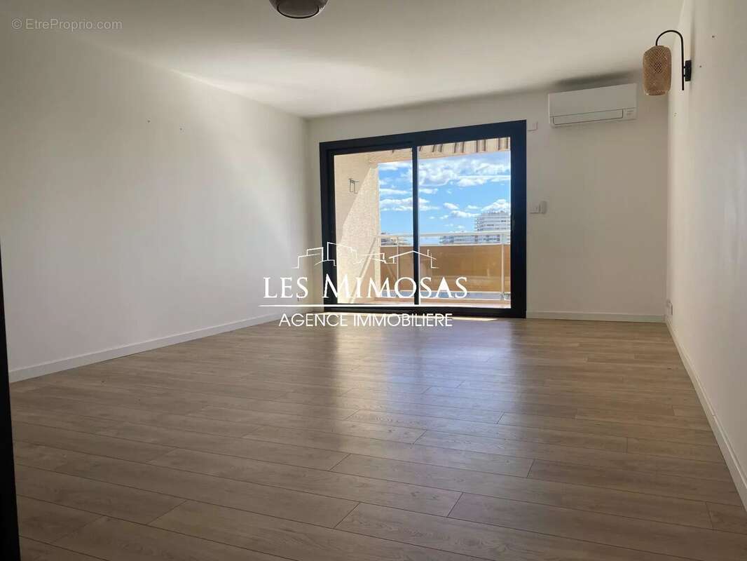 Appartement à FREJUS