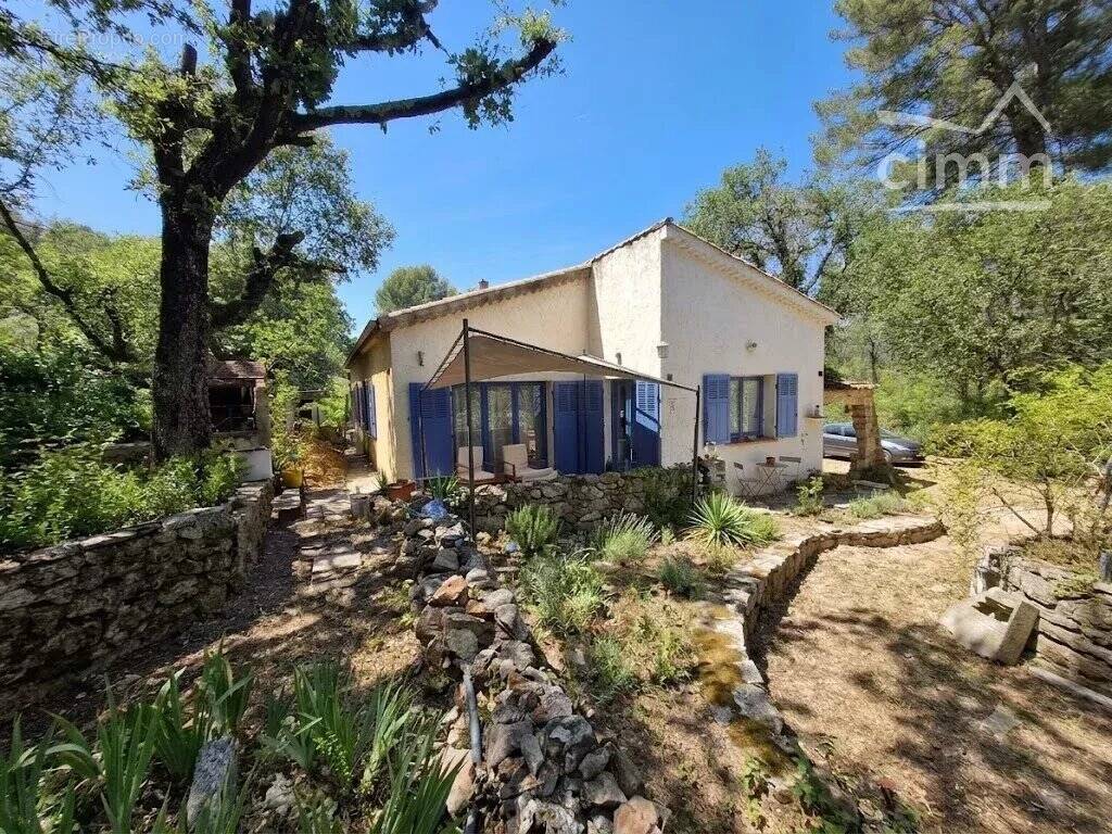 Maison à TRANS-EN-PROVENCE