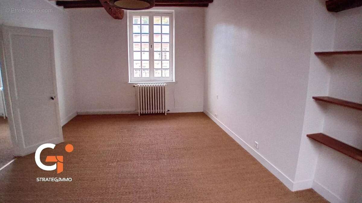 Maison à ARQUES-LA-BATAILLE