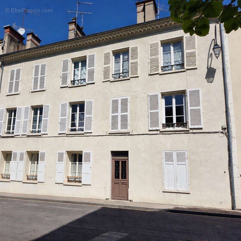 Appartement à FONTAINEBLEAU