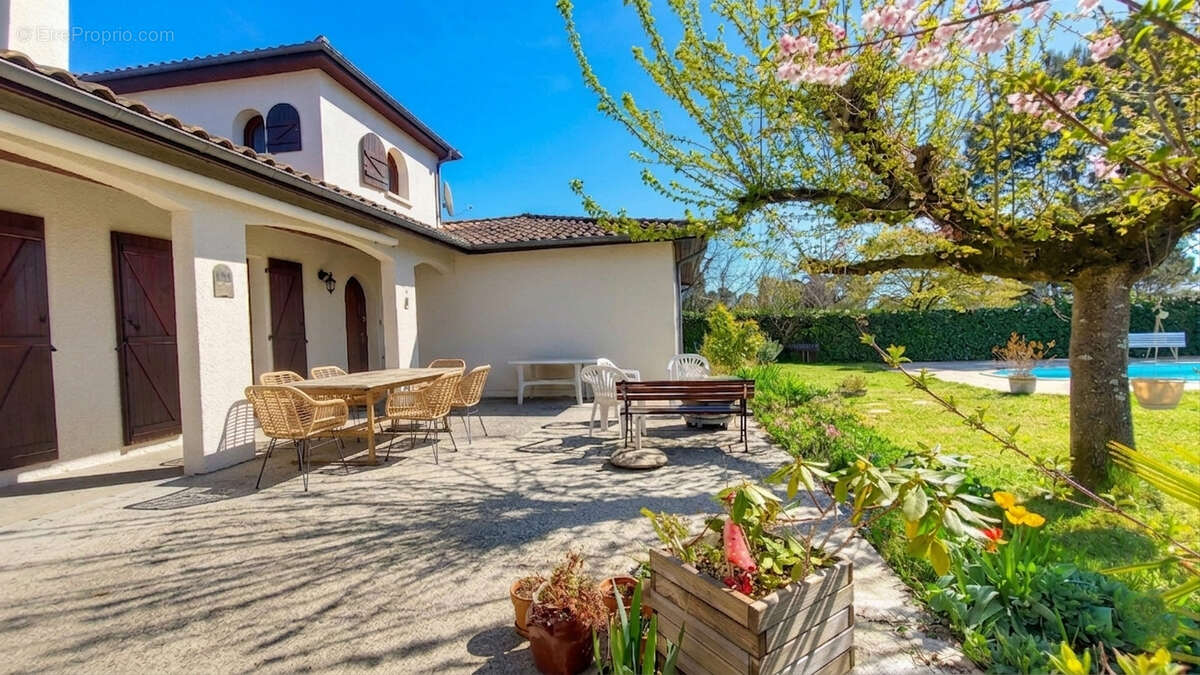 Maison à LE TAILLAN-MEDOC