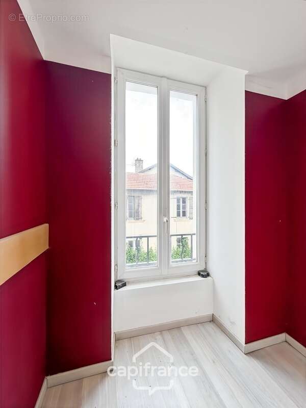 Appartement à SALAISE-SUR-SANNE