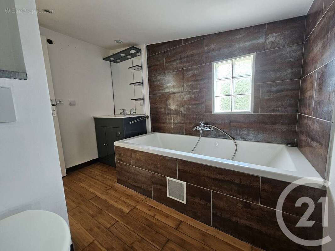 Maison 94 m² à Villeneuve-Loubet  - photo 25