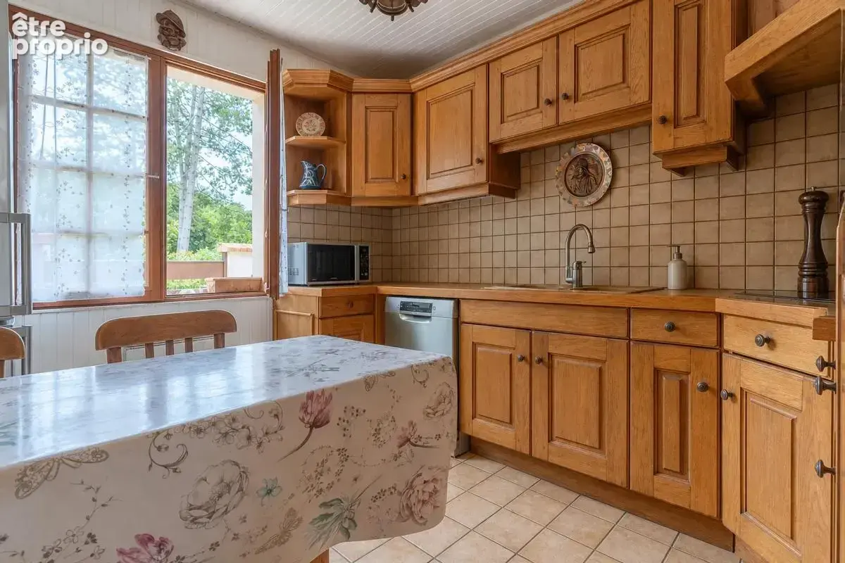 Maison de 7 pièces de 112 m² à Parmain - photo 6
