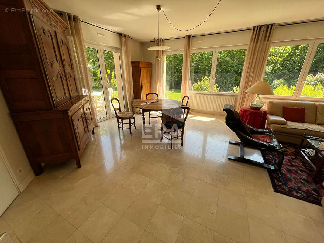 Maison à COULAINES