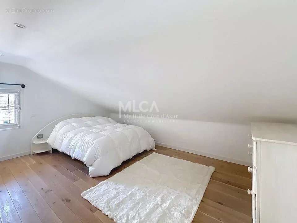 Appartement à SAINT-ETIENNE-DE-TINEE