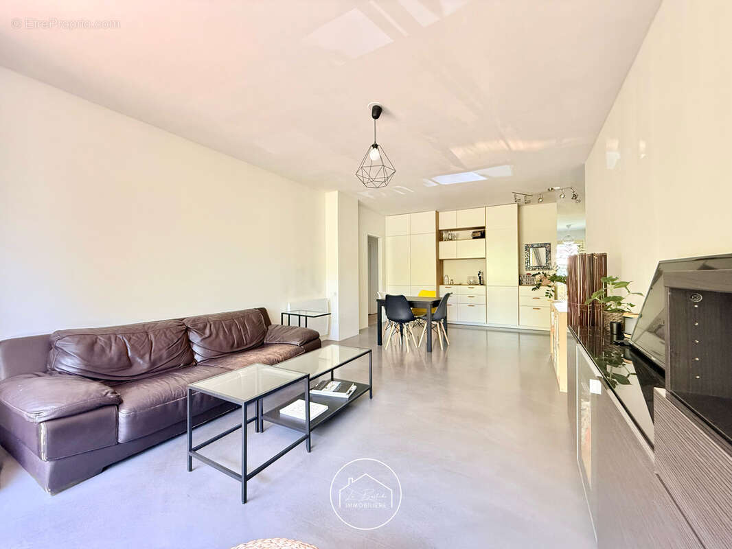 Appartement à MARSEILLE-9E