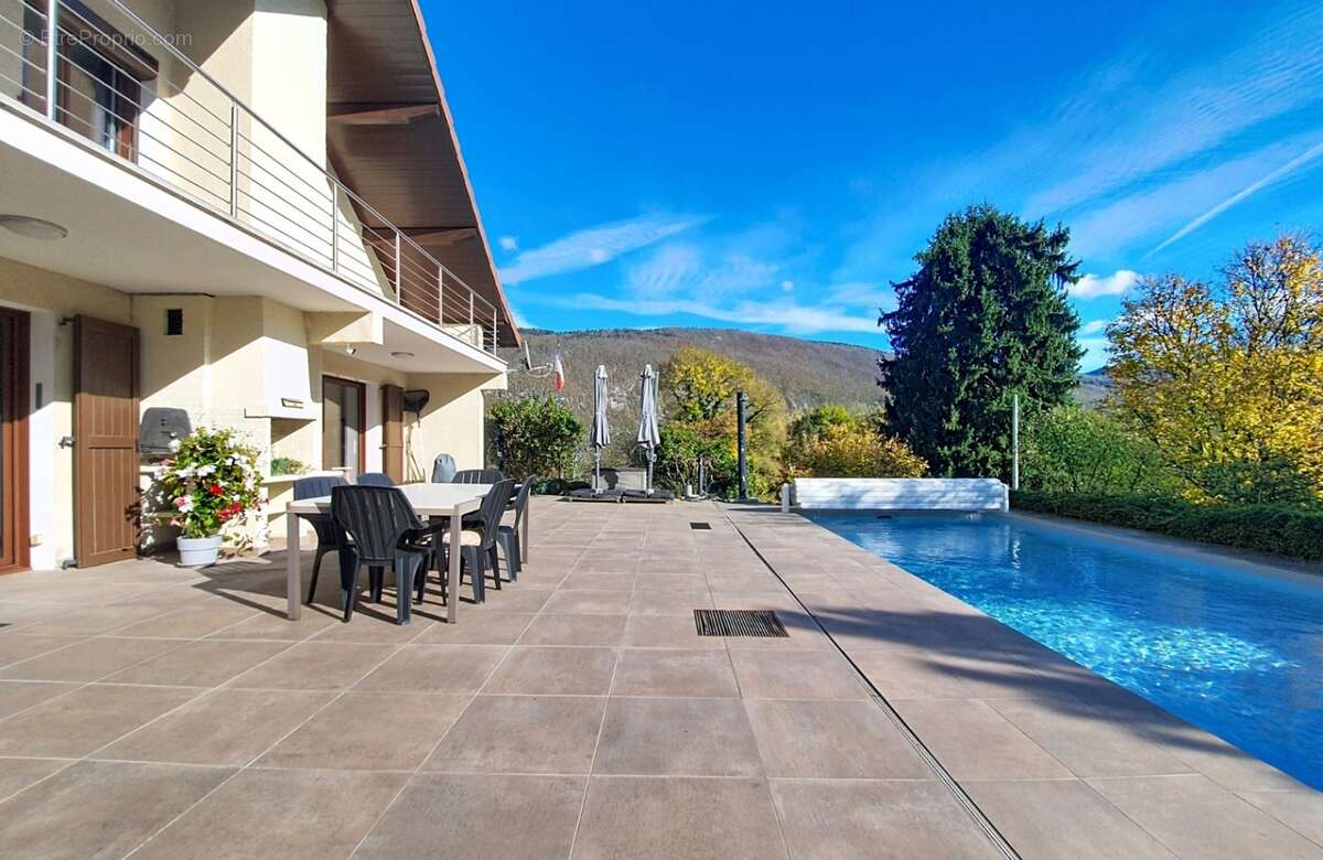 A 10min de CHAMBERY sur NOVALAISE Villa d’architecte 7 pièces de 220 m² plus T2 indépendant 50 m² sur plus de 1700m2– Idéal pour - photo 20