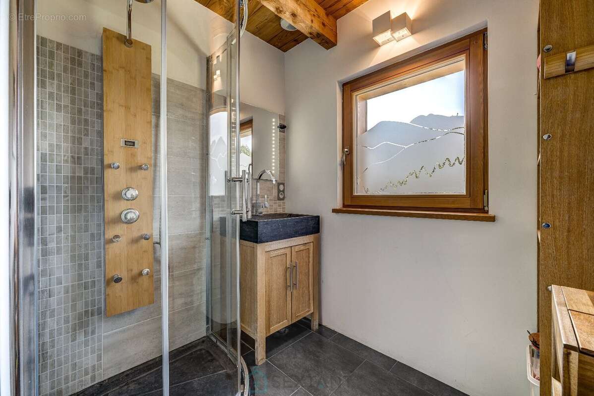 Maison à LES HOUCHES