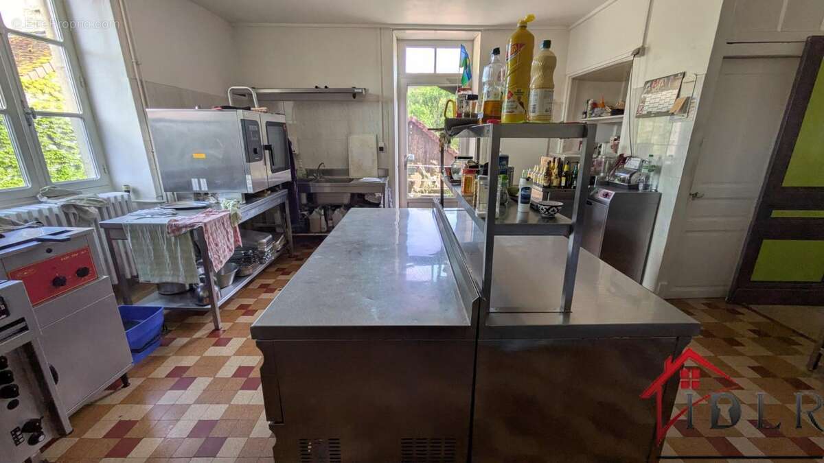 Fonds de commerce Restaurant avec dépendances appartement T3 - photo 12