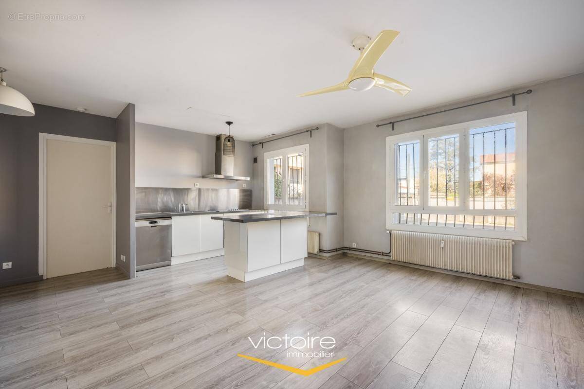 Appartement à LYON-3E