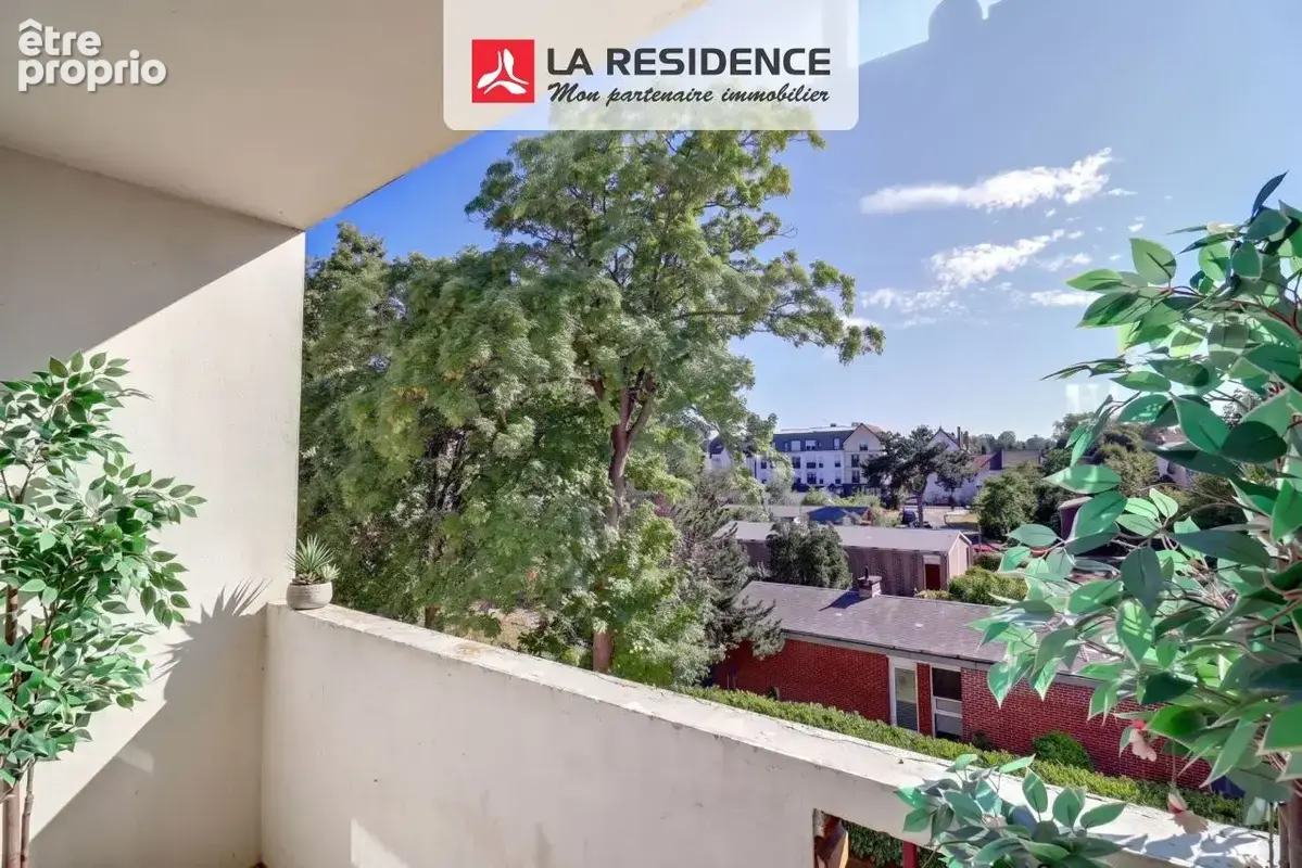 Appartement à VERNEUIL-SUR-SEINE