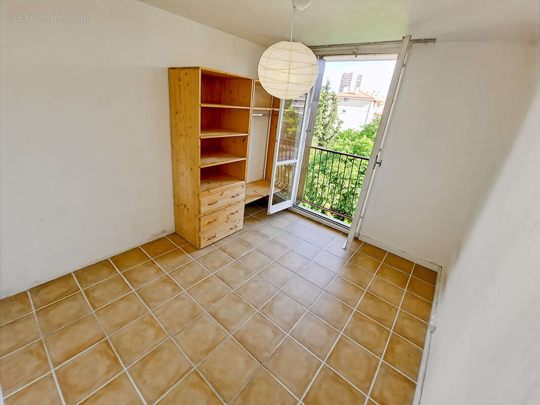 Appartement à SALON-DE-PROVENCE