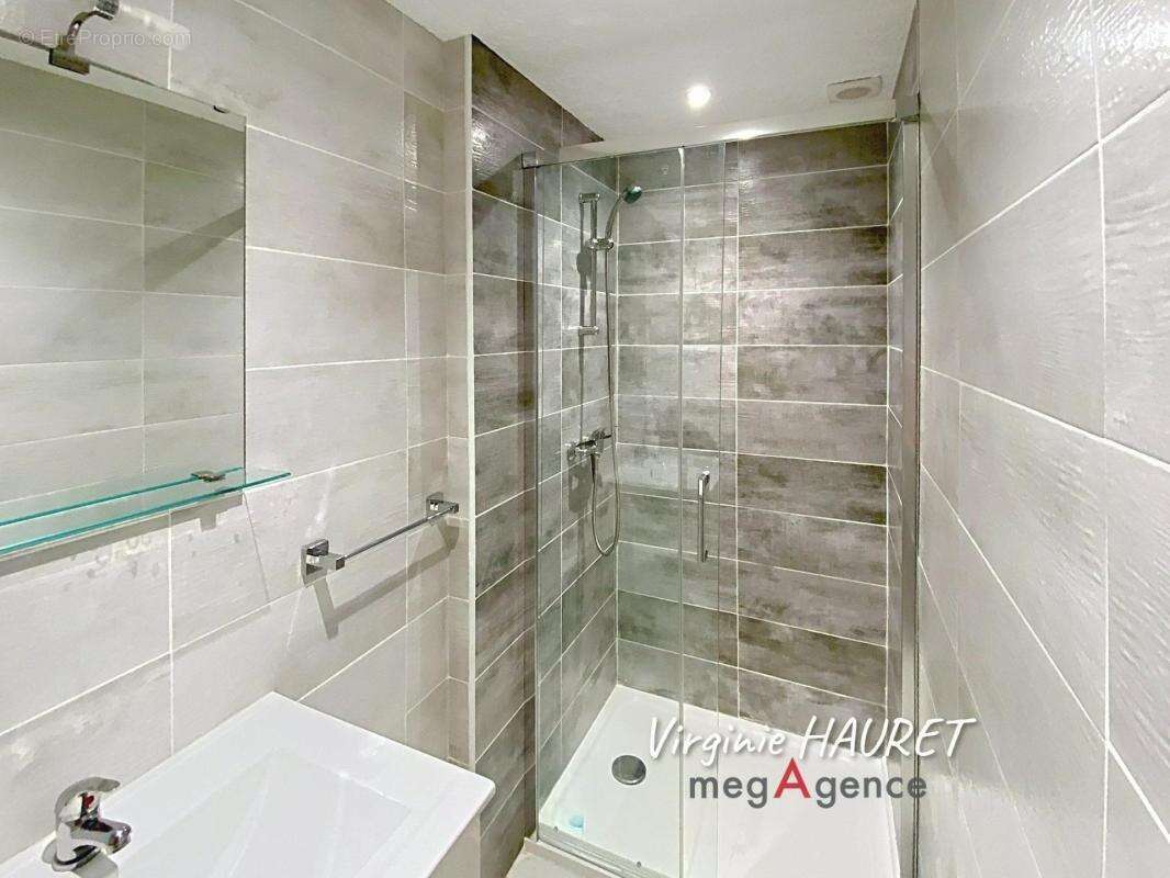 Maison 66m² - 3 chambres - 2 salles d'eau - 1 cellier - 1 garage - 1 terrasse - photo 12
