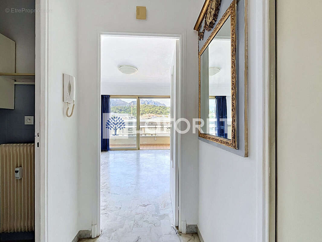 Appartement à ROQUEBRUNE-CAP-MARTIN