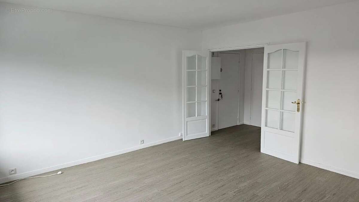 Appartement à AUBERGENVILLE