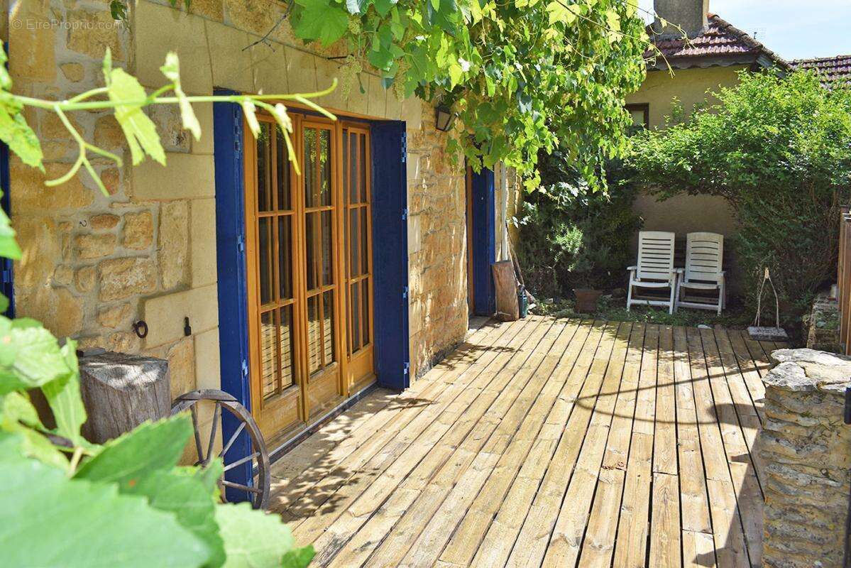 Maison Salignac Eyvignes 6 pièce(s) 130 m2 - photo 12