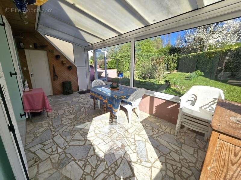 HIRSON (02) -  Vente maison avec 3 chambres , garage  et jardin  - photo 7