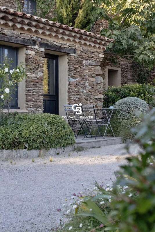 Maison à LA GARDE-FREINET