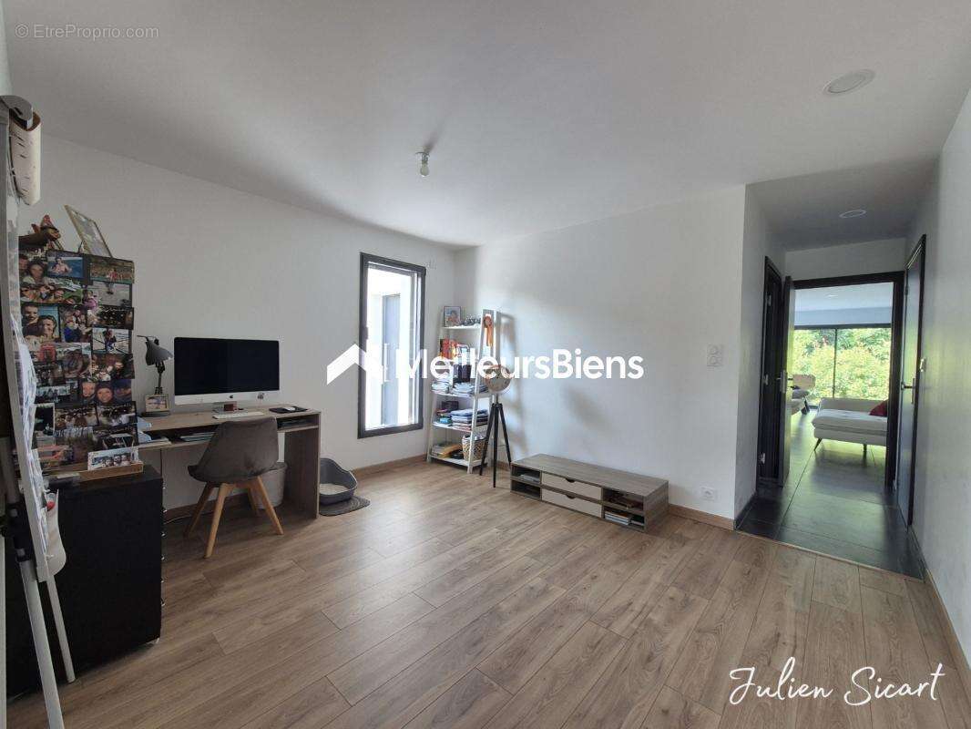Villa contemporaine plain pied de 172m² - photo 11