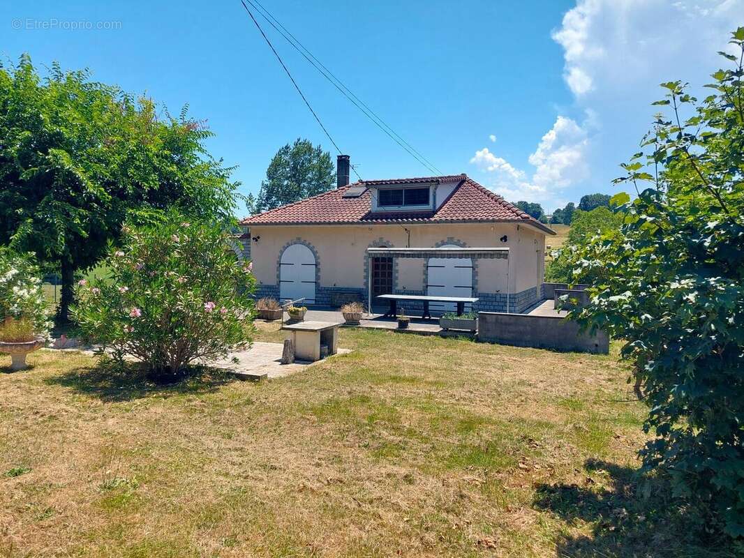20260618134331 - Maison à ASPET
