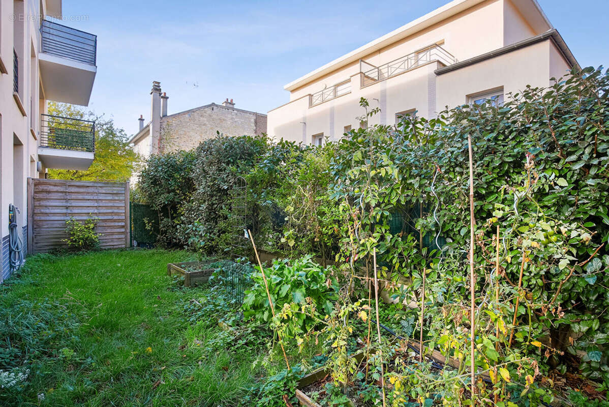 Appartement à NANTERRE