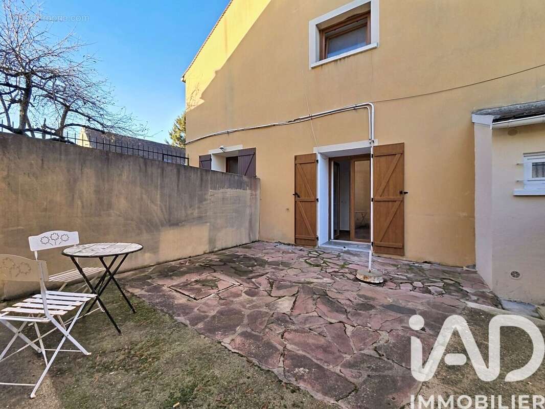 Photo 2 - Appartement à BONNELLES