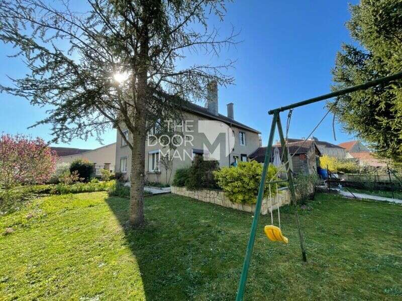Maison à ROLAMPONT