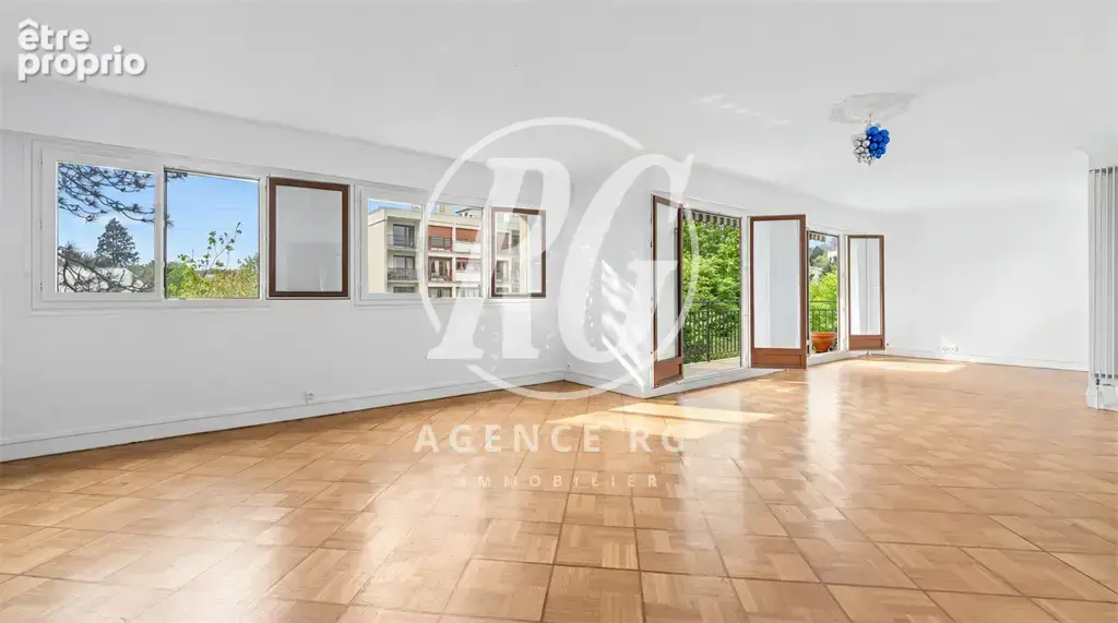 Appartement à VAUCRESSON
